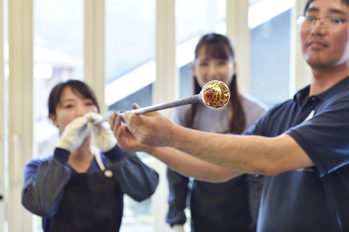 The glass and pottery experience facility located inside Hakone Gora Park.