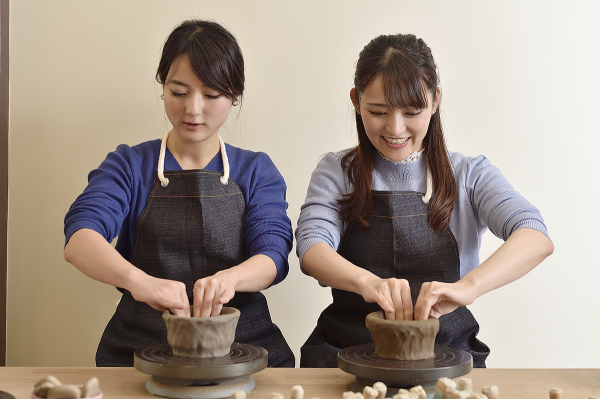 手びねり陶芸体験
